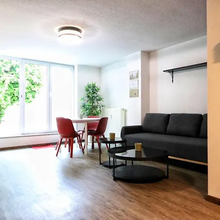 公寓 Fantastically Located On The Edge Of The Forest With A Small Garden 开姆尼茨